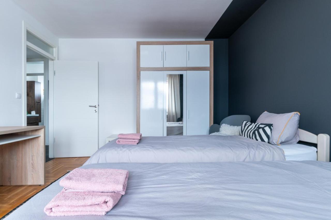 Oz Apartment Sarajevo - Amazing View - 5 Min. From Center المظهر الخارجي الصورة